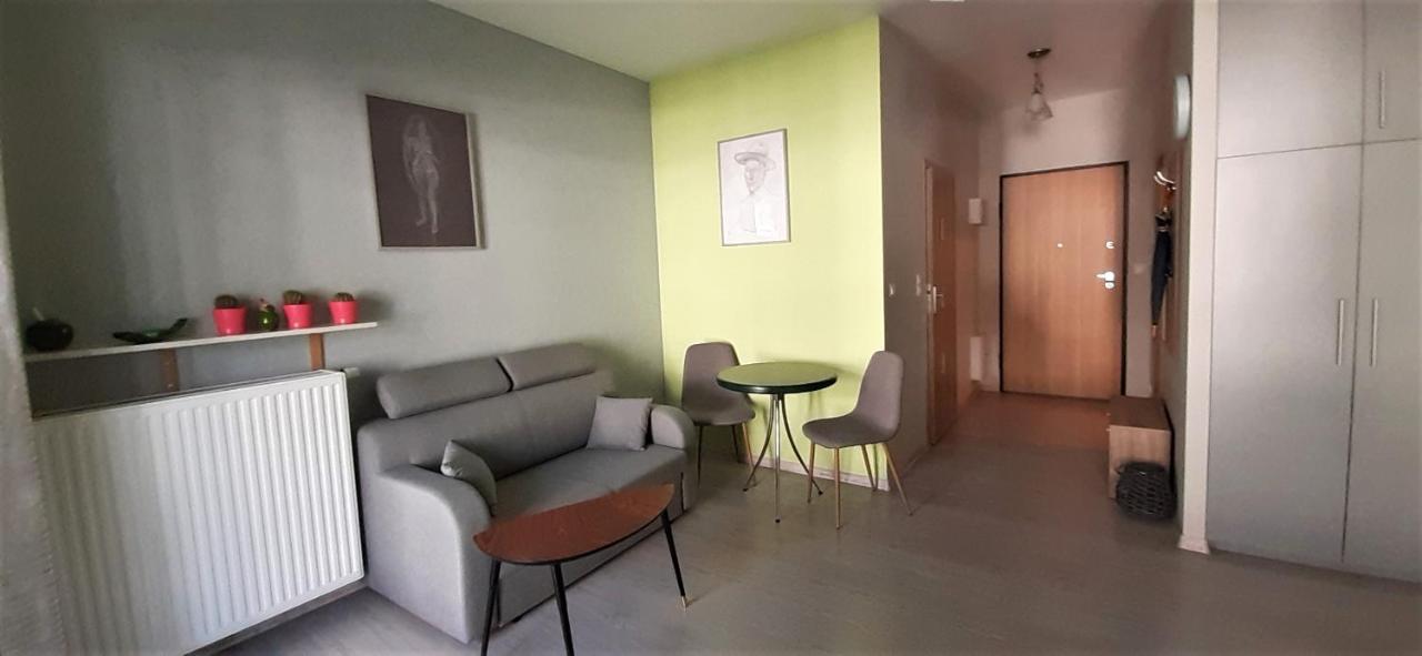 ורשה Green Wilanow Apartment With Free Parking מראה חיצוני תמונה