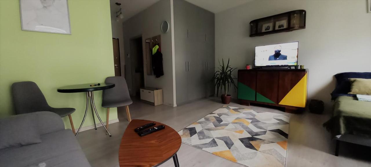 ורשה Green Wilanow Apartment With Free Parking מראה חיצוני תמונה